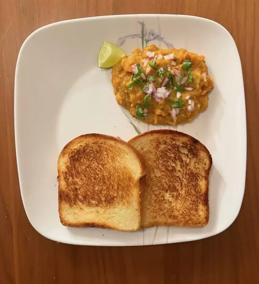 Ghee Toast And Ghee Pav Bhaji